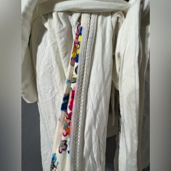New Vera Bradley Heather Wrap Robe - Picture 2 of 5